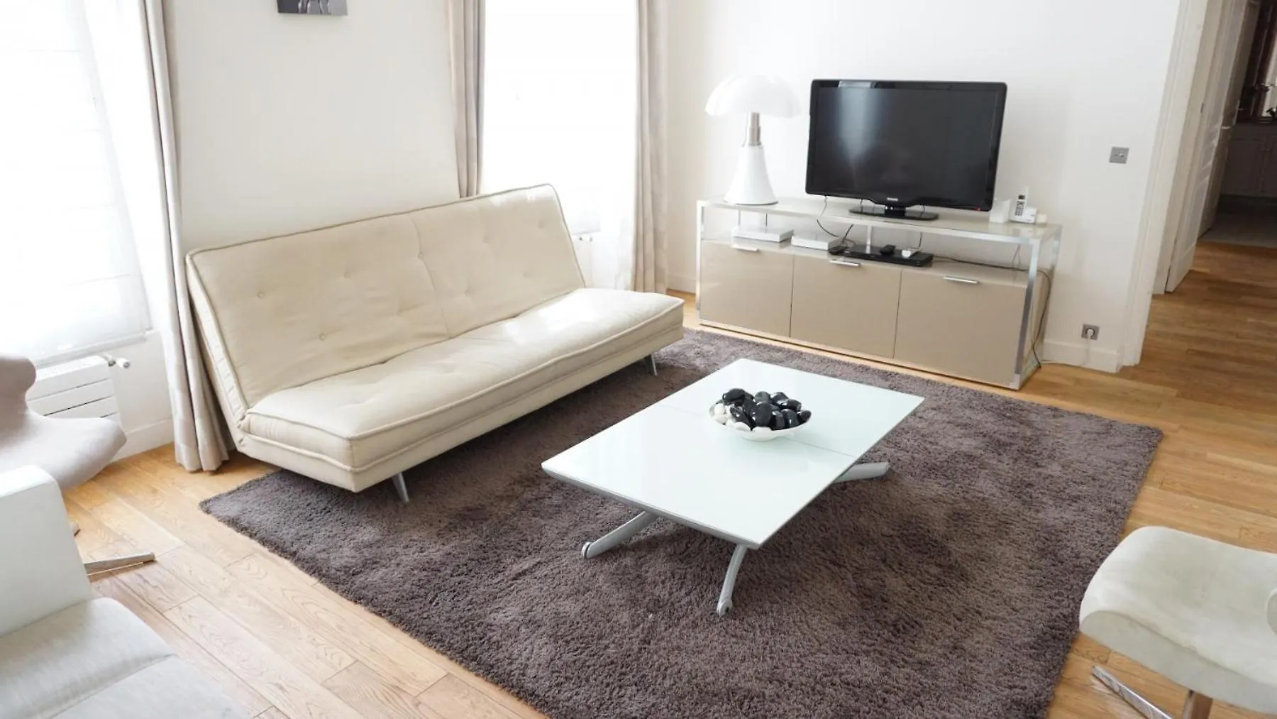 Rue Vignon - Paris 8 Apartment
